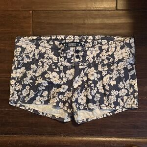 Celebrity Pink Women's Floral Jean Shorts -  Blue and White